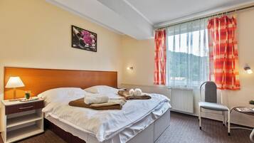 Classic Double Room | Free WiFi, bed sheets