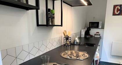 Apartment "L'Atelier - Near Train Station" with Wi-Fi