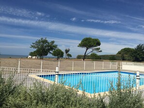 Pool - Exceptional sea view-Pool-Garden-Residence of standing (Châtelaillon-Plage)