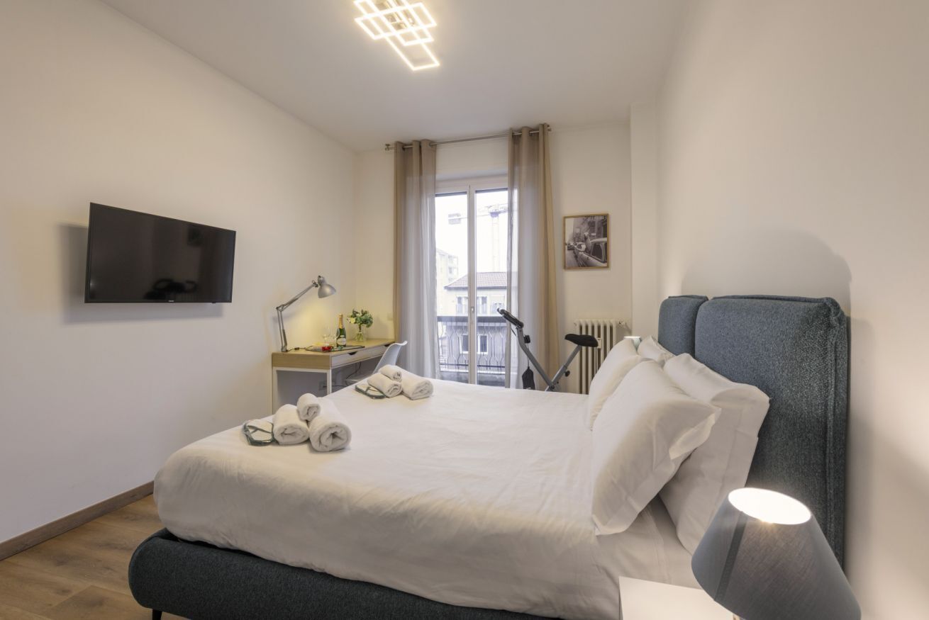 2 chambres, fer et planche à repasser