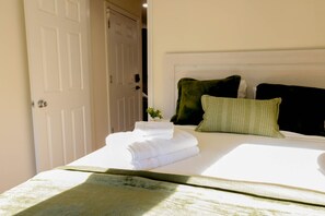 3 bedrooms, desk, WiFi, bed sheets - Eva - cozy apartment in Elizabethport (Elizabeth)