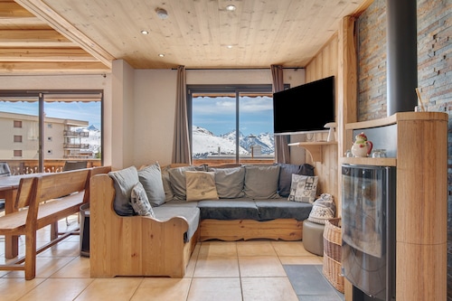 Geräumiges 3-Schlafzimmer-Duplex im Nevada Sports Chalet – Ski-in/Ski-out Alpe d'Huez