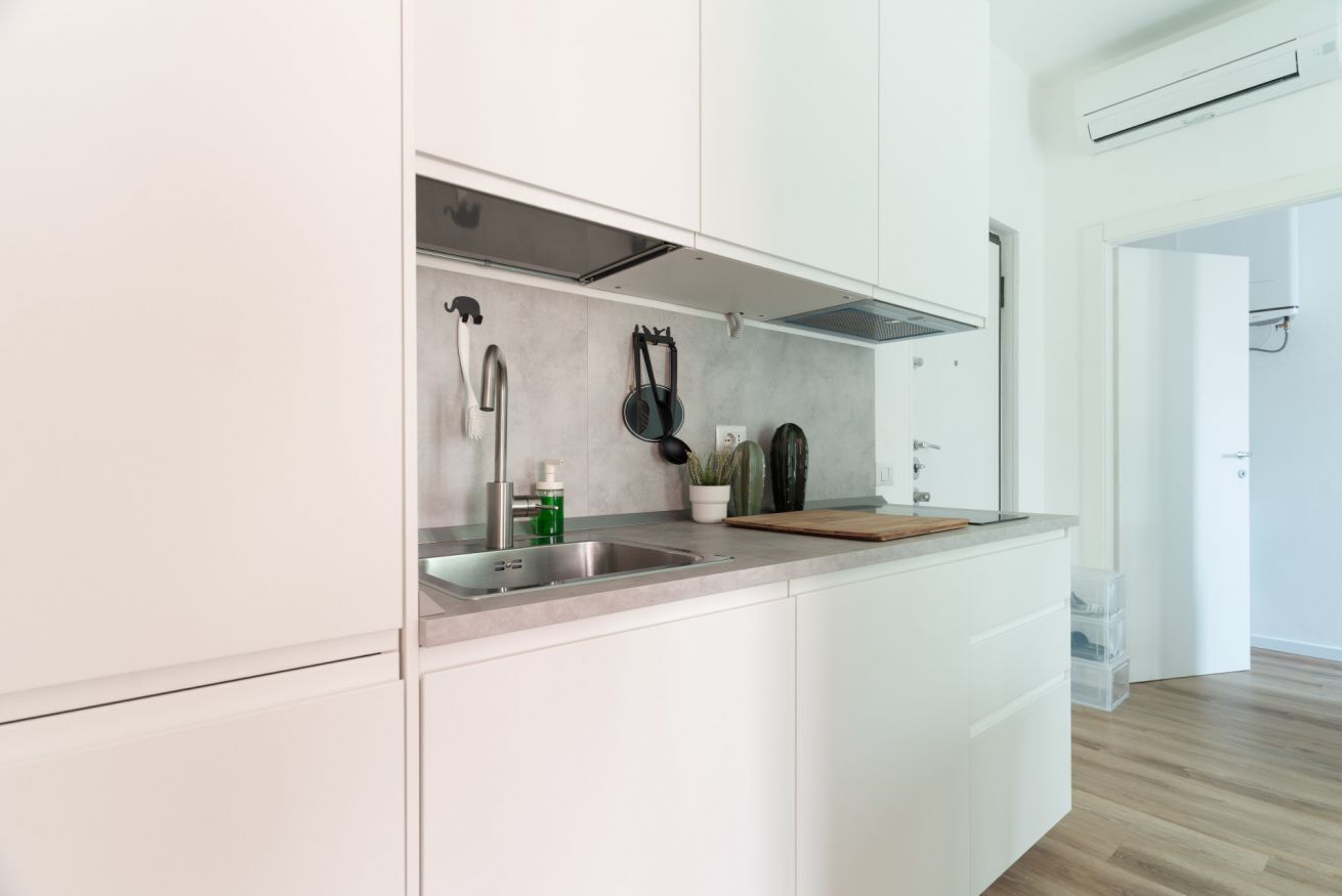 Fridge, microwave