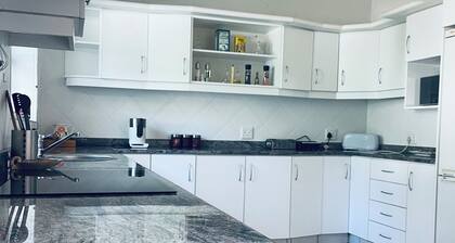 Selborne Golf Estate Villa P7