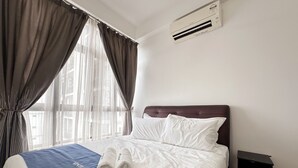 Gambar tidak terklasifikasi, 2 dari 21, tombol