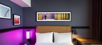 Moxy Ottawa Downtown