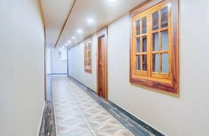 Lobby - Hotel Shivay Near Vishwanath Temple  (Varanasi)