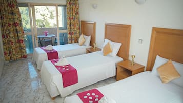 Iron/ironing board, WiFi, bed sheets