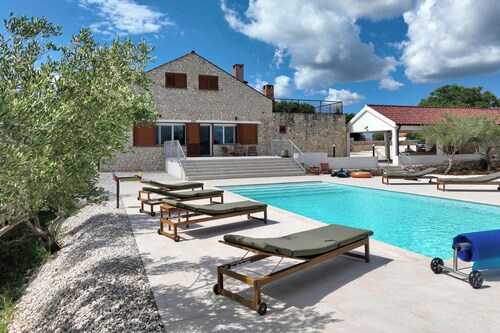 Villa Demare with Private Heated Pool
