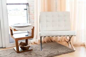 Interior - Entire Waterfront Apartment in Greenwich, London (London)