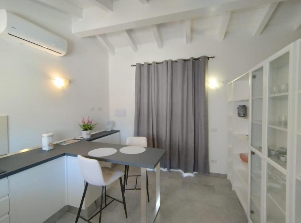 Apartemen Deluks | Tempat makan