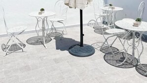 Tempat makan outdoor