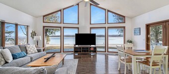 Boathouse: Lake Charlevoix Retreat: Dock & Hot Tub
