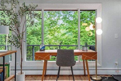 Creek Cottage: Private 4BR Retreat | ¼ mi to Lake