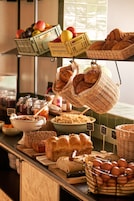 Desayuno buffet todos los días (con cargo)
