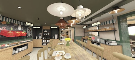 Interior de una cafetería con una mesa de madera, sillas, lámparas colgantes y estantes con productos alimenticios.