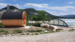Bain à remous extérieur