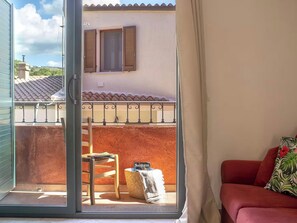 Interior - Residence Il Ciliegio with swimming pool - Apartment 3 (Trinity of Agultu)