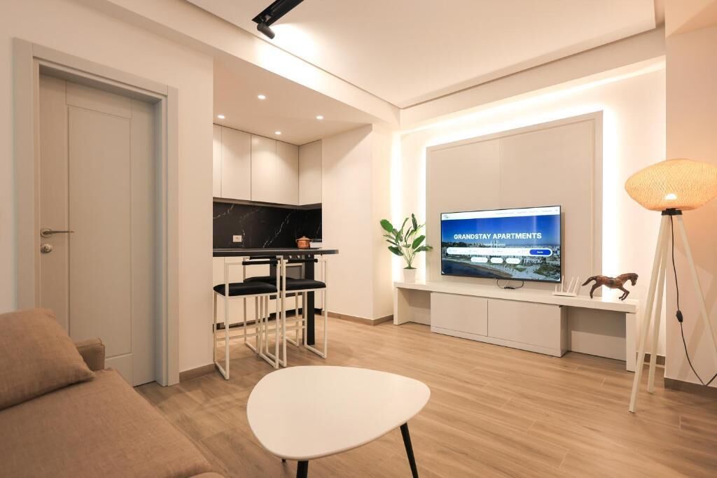 Superior Room, Balcony, Courtyard View | Living area