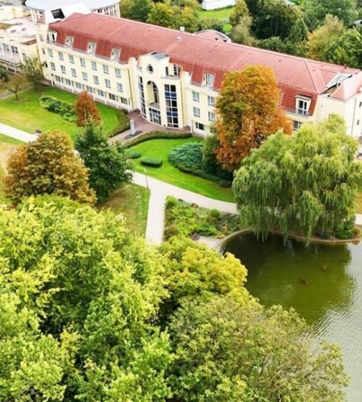 格林花园公园酒店