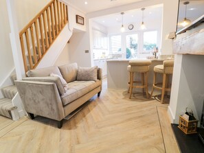 Living area - 8 Crown Lane (Conwy)