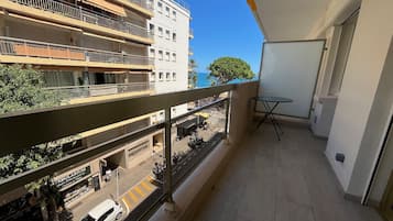住宿地面