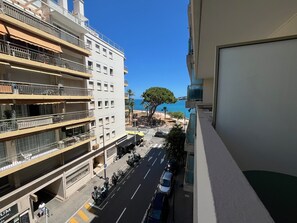 Property grounds - Antibes Center Seafront Studio with Terrace and Sea View (Antibes)
