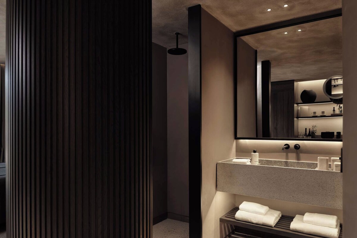 Deluxe Room with 1 king-size bed and Private Pool