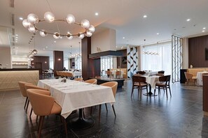 Dining - Hotel Complex SamElyon (Samokov)