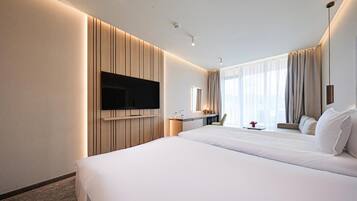 Premium Room, Balcony, Mountain View