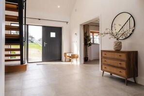 Interior - Luxury Cotswolds Estate with Pool (Wootton)