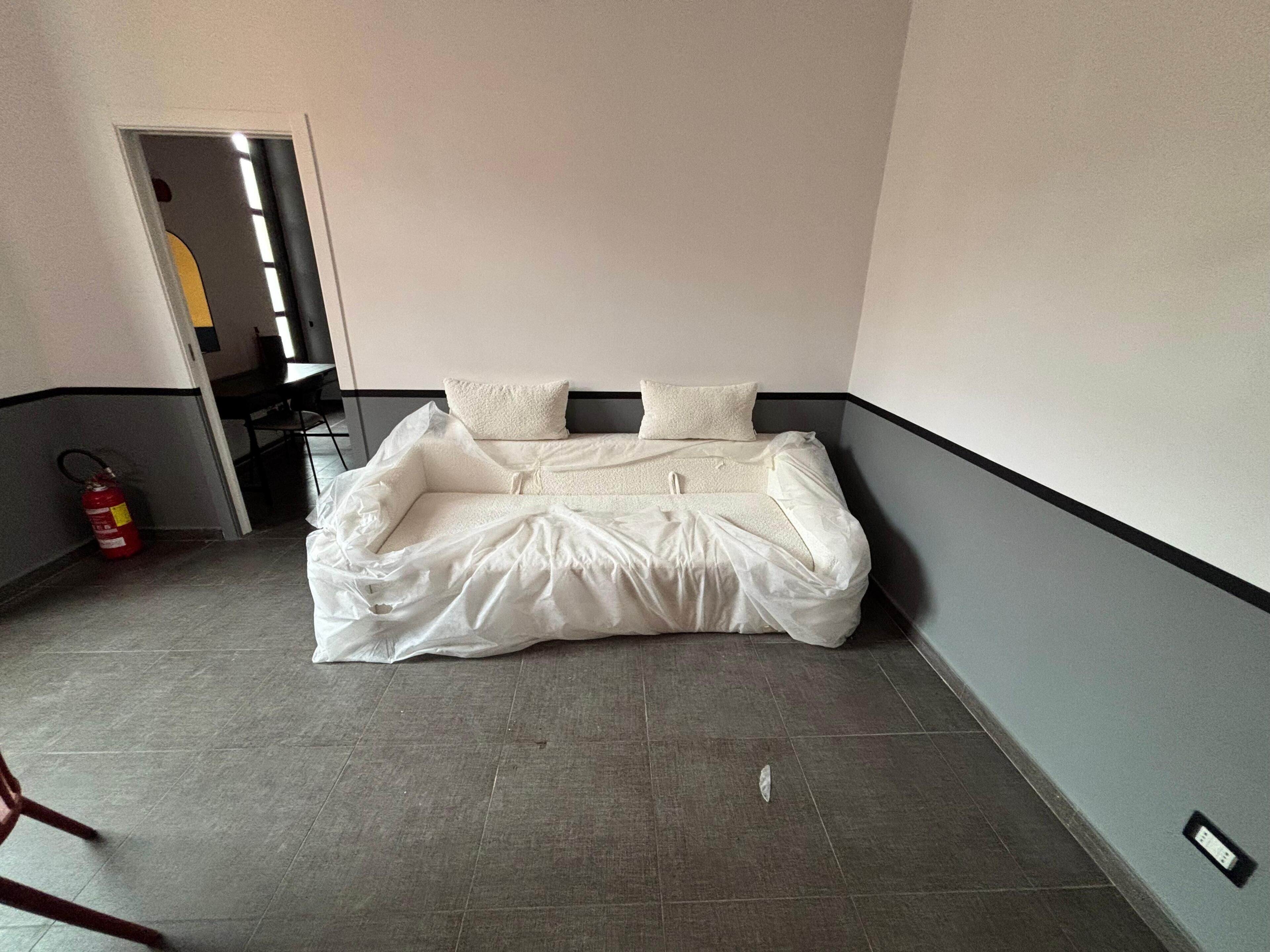 Standard Apartment, Balcony, Park View | Bahagian dalam