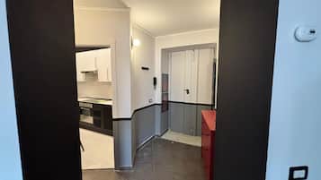 Appartamento Standard, balcone, vista parco | Interni