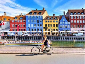 Bicycling - Hotel Frihavnen (Copenhagen)