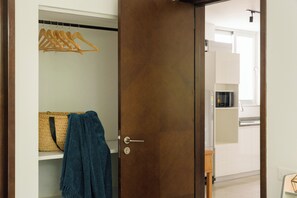 Apartment, 2 Bedrooms, Balcony | Interior - Staymaster Ocean Reef 2BR Apartment (Verem)