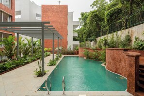 Apartemen, 2 kamar tidur, balkon | Kolam renang