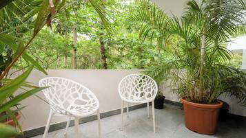 Apartment, 2 Bedrooms, Balcony | Terrace/patio