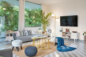 Apartment, 2 Bedrooms, Balcony | Living area - Staymaster Ocean Reef 2BR Apartment (Verem)