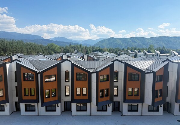 Exterior - Aparthotel Complex SamElyon (Samokov)