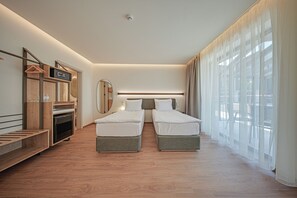 Premium Double or Twin Room, Balcony, Mountain View - Aparthotel Complex SamElyon (Samokov)