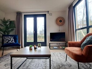 Living room - Elevated Ewijk Cottage for 6 (Ewijk)