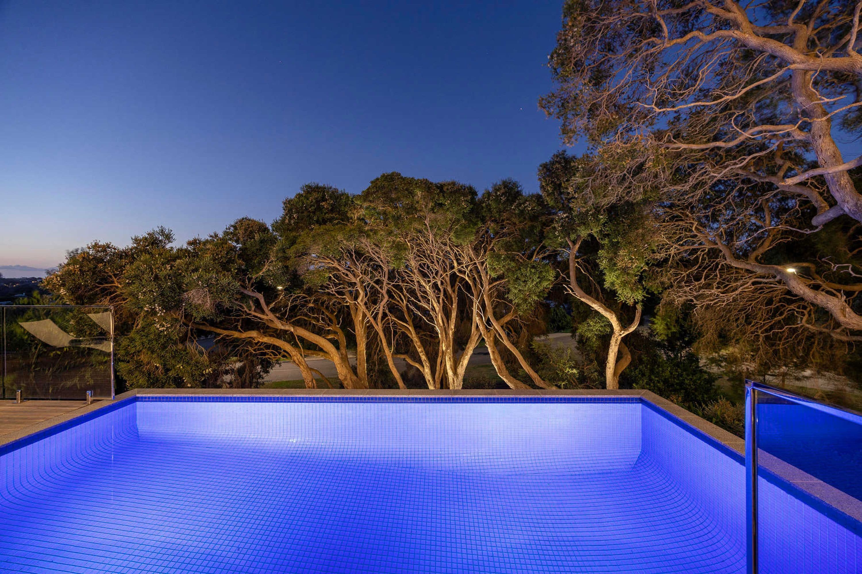 House | 5 bedrooms, Internet