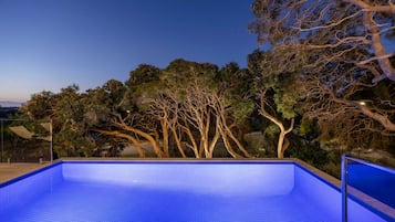 House | 5 bedrooms, Internet