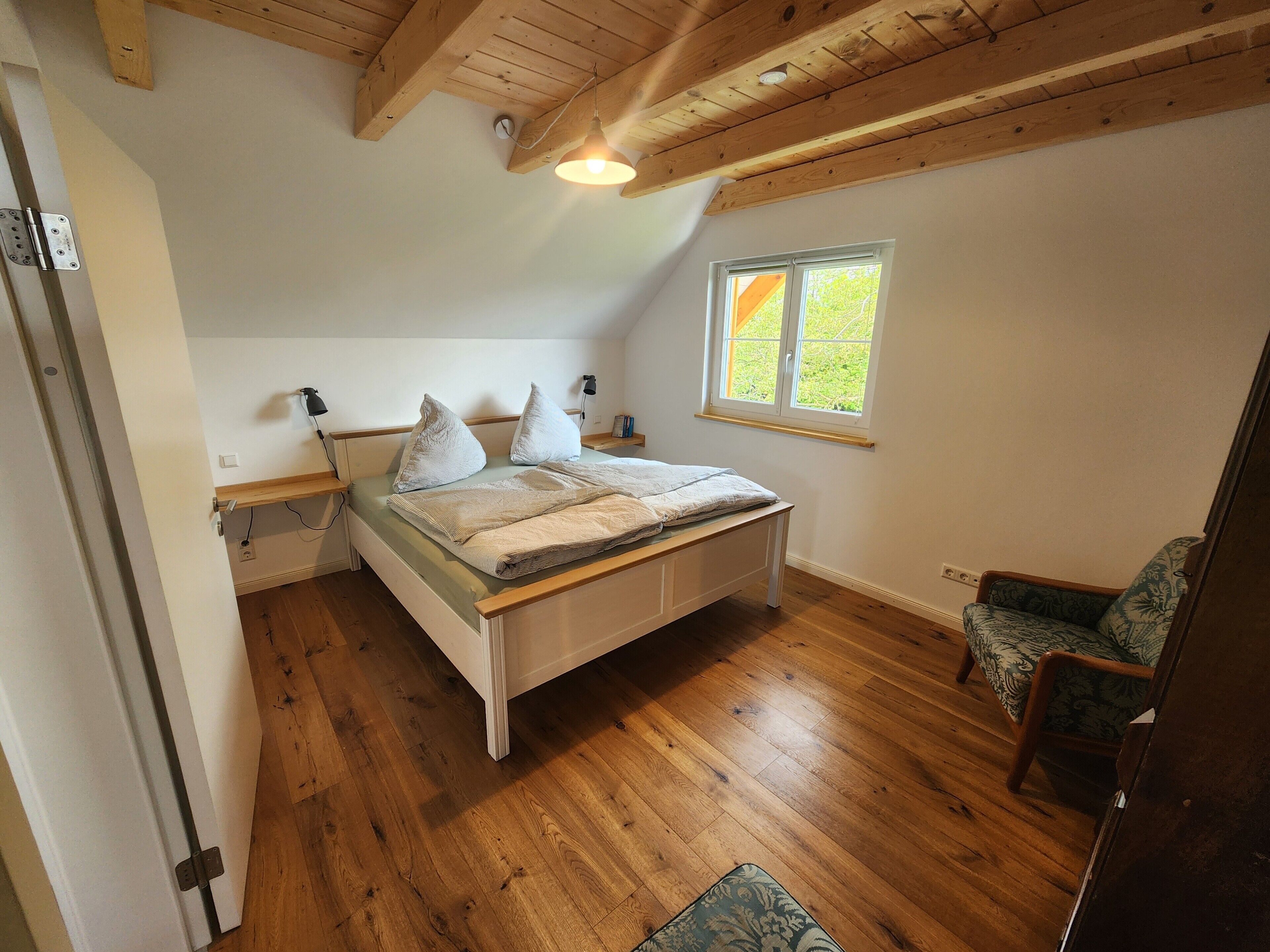 2 室のベッドルーム、WiFi、ベッドシーツ