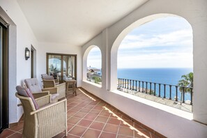 Terrace/patio - Villa Quietud with Sea Views (Salobreña)