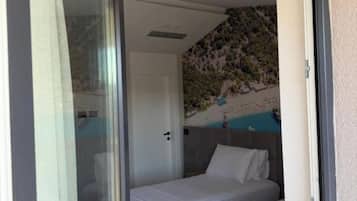 Twin Room, Balcony, City View