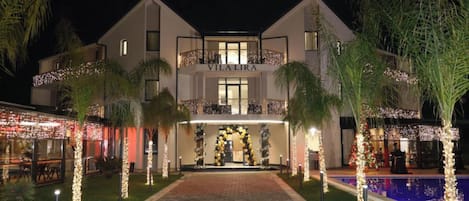 Front of property - evening/night