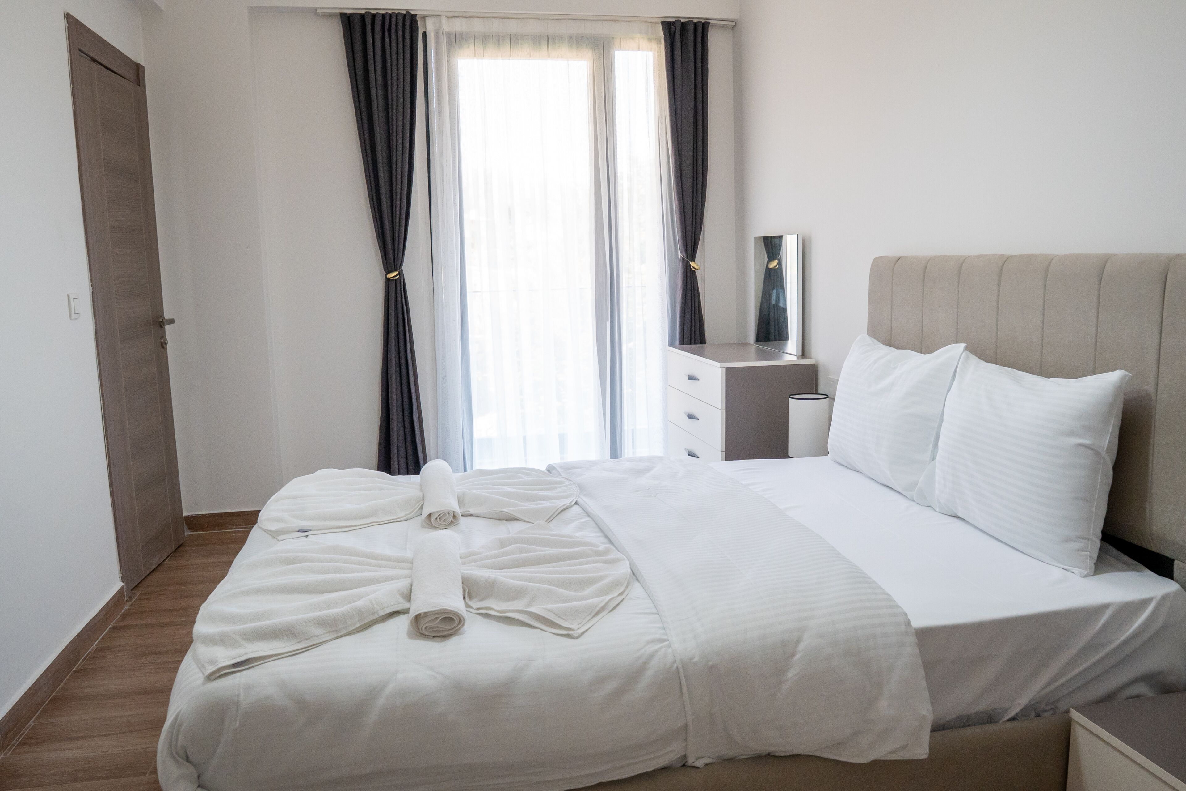 Dúplex, patio | Espacio para trabajar con laptop y wifi gratis 