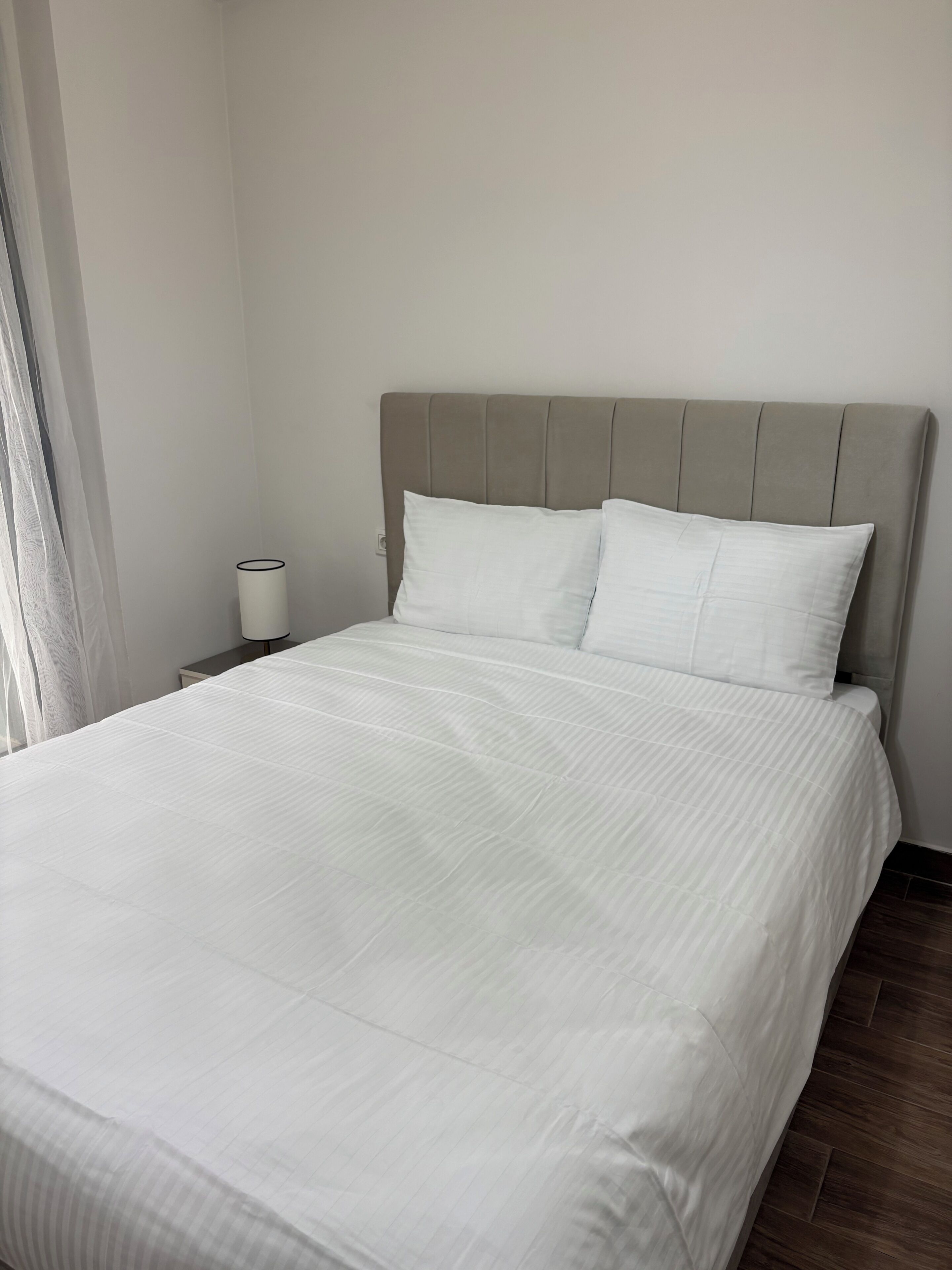 Condo, Balcony, Lake View