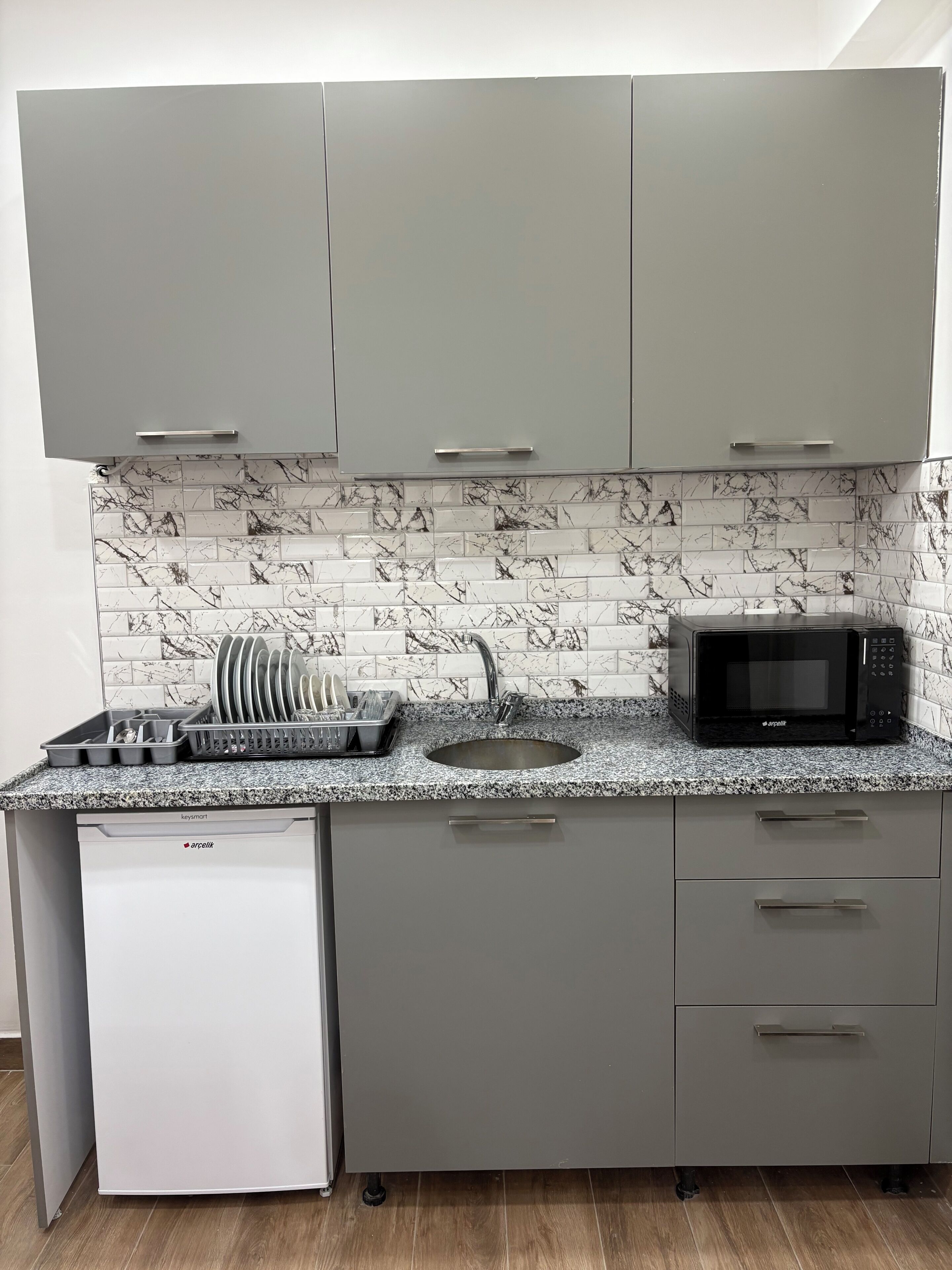 Condo, Balcony, Lake View | Dapur peribadi